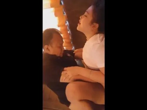 Penjaga itu terlalu membanjiri staf